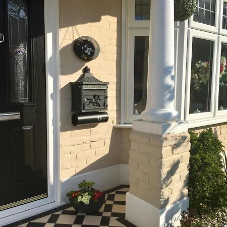 Cherry Tree House Bed & Breakfast Bournemouth Eksteriør bilde